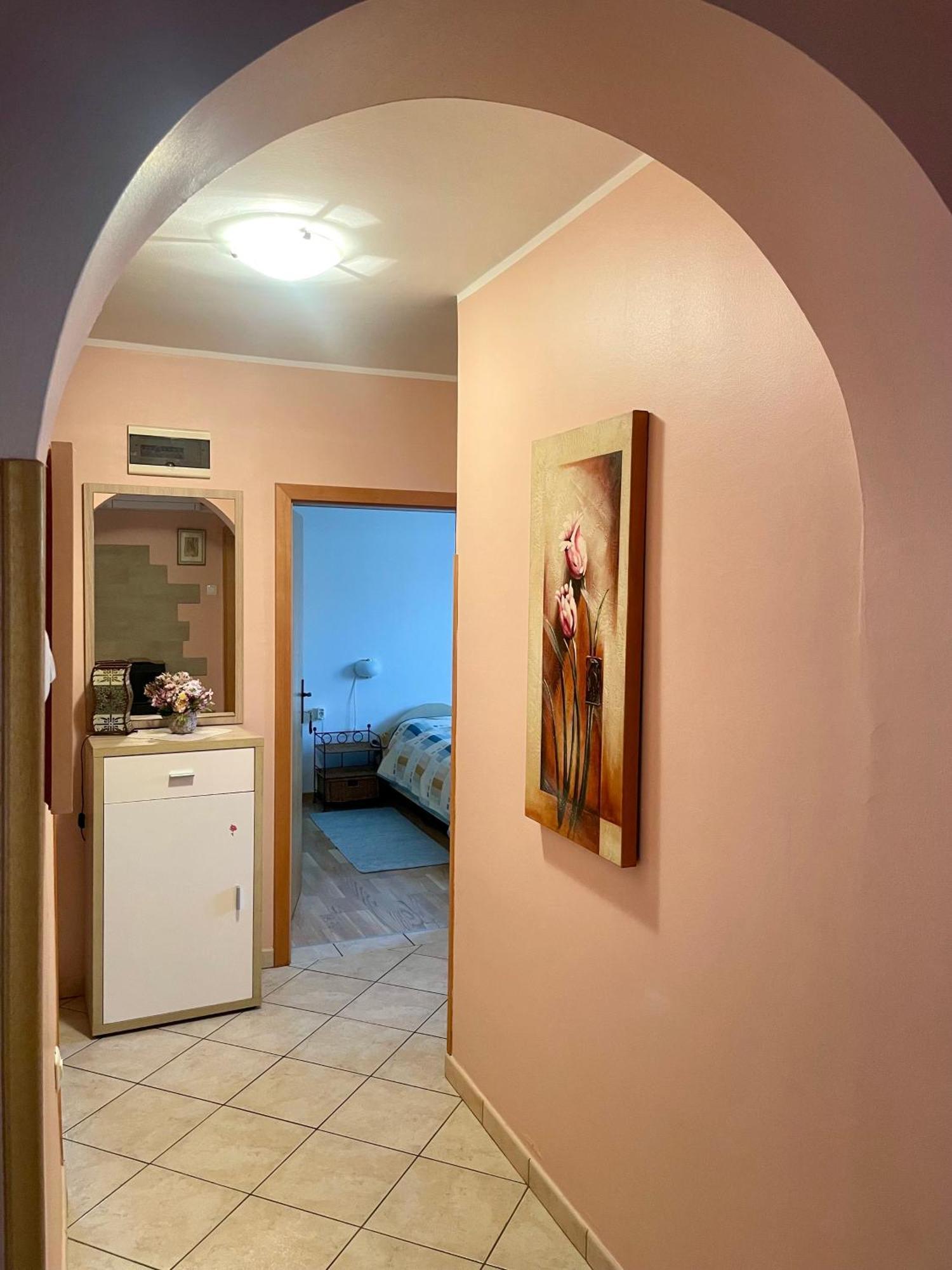 Apartments Kolorcek อิซอลา ภายนอก รูปภาพ