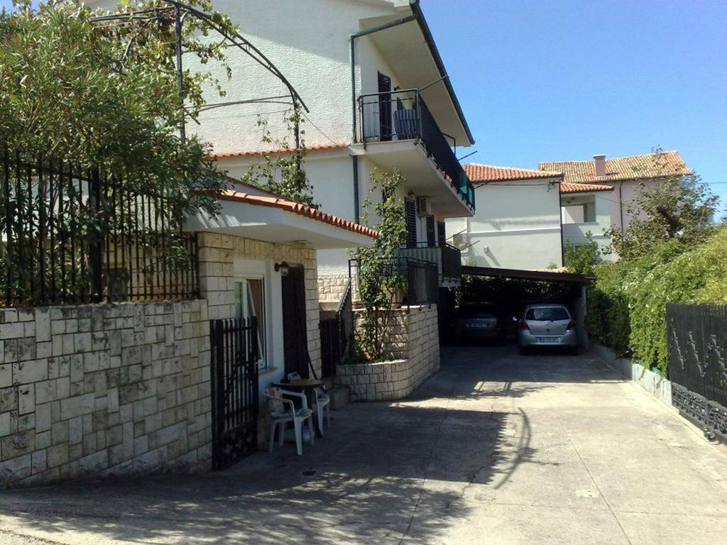 Apartments Kolorcek อิซอลา ภายนอก รูปภาพ