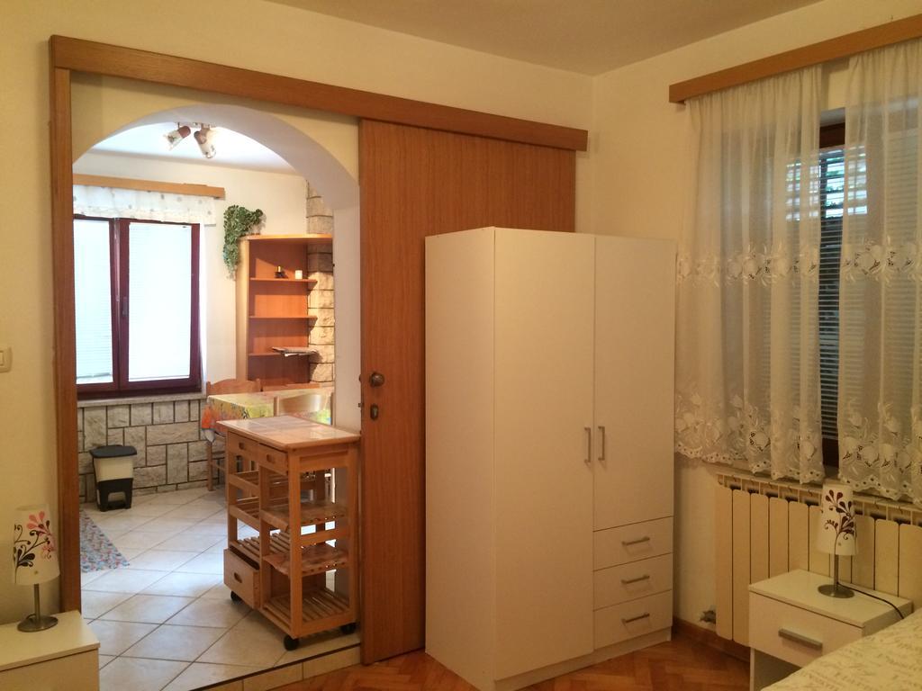 Apartments Kolorcek อิซอลา ภายนอก รูปภาพ